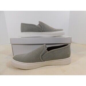 Steve Madden Zarayy Slip-on  Fashion Sneakers sz 6.5 M Light Grey